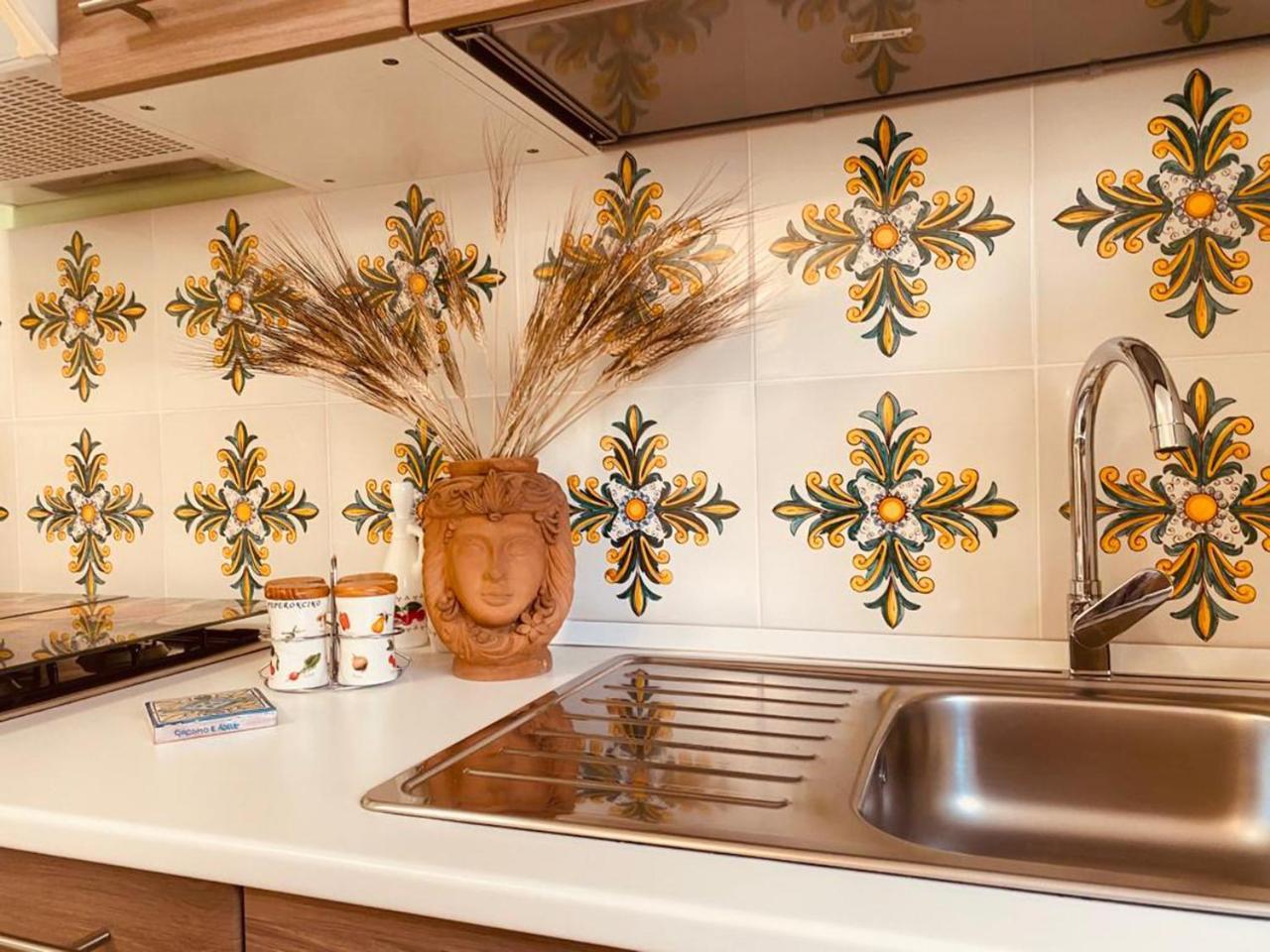 Liz House Apartment Caltagirone Ngoại thất bức ảnh